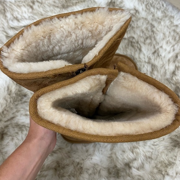 Ugg Tan Suede Boots - Picture 4 of 5